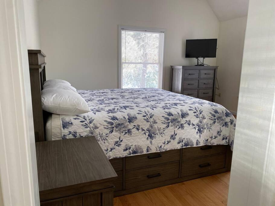Beautiful Spacious Home W/ Game Room. Gilford Exteriör bild
